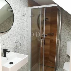 Prekrasna kamena kuća potpuno renovirana,Vižinada okolica
