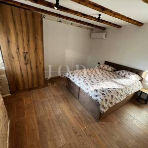 Prekrasna kamena kuća potpuno renovirana,Vižinada okolica