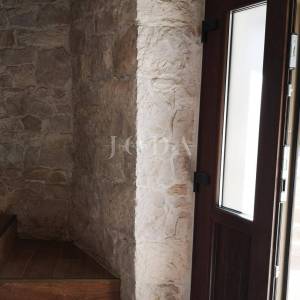 Prekrasna kamena kuća potpuno renovirana,Vižinada okolica