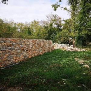 Prekrasna samostojeća vila,Grožnjan okolica