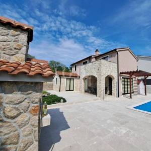 Prekrasna villa s bazenom, okolica Malinske