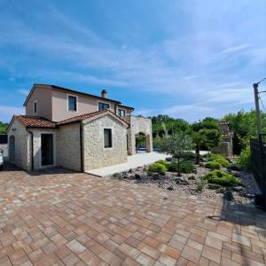 Prekrasna villa s bazenom, okolica Malinske