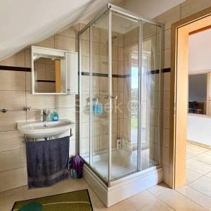 PRILIKA! Obiteljska kuća u okolici Samobora