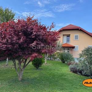 PRILIKA! Obiteljska kuća u okolici Samobora