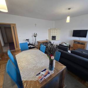 PRILIKA! Obiteljska kuća u okolici Samobora