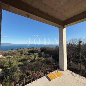 Prilika!!! Roh bau villa na izvanrednoj lokaciji sa panoramskim pogledom na more 