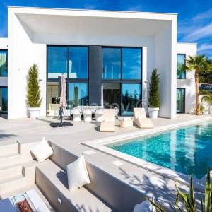 Primošten, luksuzna vila na mirnoj lokaciji, prodaja