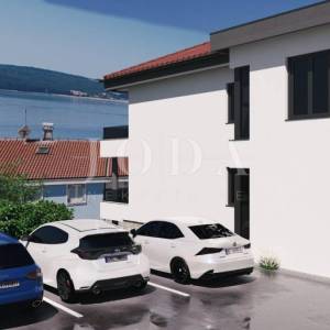 Prizemni stan s parkingom 150m od mora