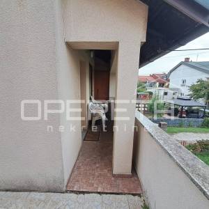Prodaja, Kuća, Centar, Velika Gorica, Kuća u nizu, 120m2