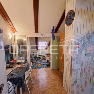 Prodaja, Kuća, Centar, Velika Gorica, Kuća u nizu, 120m2