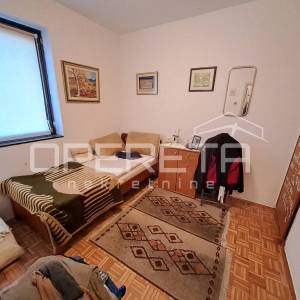 Prodaja, Kuća, Centar, Velika Gorica, Kuća u nizu, 120m2