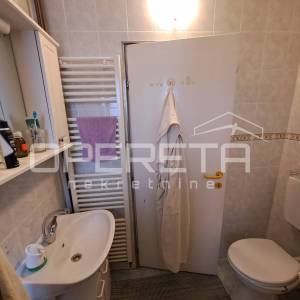 Prodaja, Kuća, Centar, Velika Gorica, Kuća u nizu, 120m2