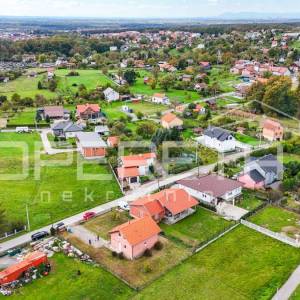 Prodaja, Kuća, Dugo Selo, Carski put , Samostojeća, 150m2
