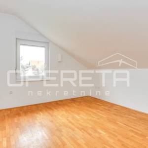 Prodaja, Kuća, Dugo Selo, Carski put , Samostojeća, 150m2