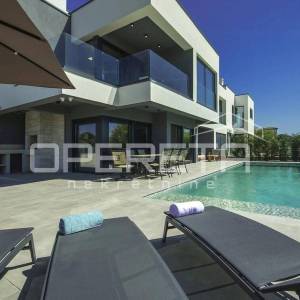 Prodaja, Kuća, Poreč, Poreč, Dvojni objekt, 250m2