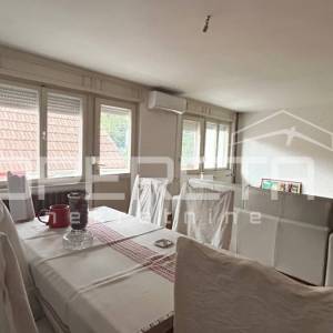 Prodaja, Kuća, Retfala, Ivana Gundulića , Dvojni objekt, 175m2