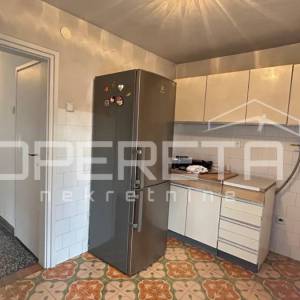 Prodaja, Kuća, Retfala, Ivana Gundulića , Dvojni objekt, 175m2