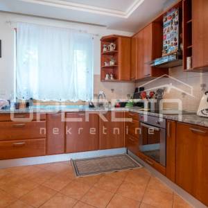 Prodaja, Kuća, Šestine, Šestinski kraljevec, Samostojeća, 500m2