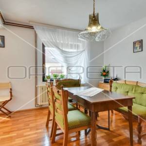 Prodaja, Kuća, Sesvete, Zeleni vijenac, Kuća u nizu, 320m2