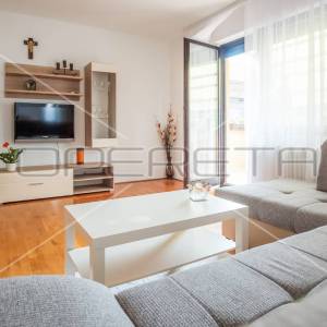 Prodaja, Kuća, Sesvete, Zeleni vijenac, Kuća u nizu, 320m2