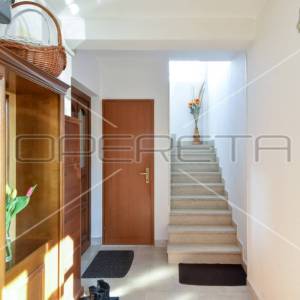 Prodaja, Kuća, Sesvete, Zeleni vijenac, Kuća u nizu, 320m2