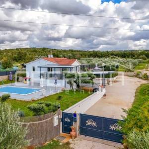 Prodaja, Kuća, Višnjan, Višnjan, Samostojeća, 120m2