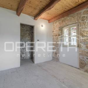 Prodaja, Kuća, Vižinada, Vižinada, Kuća u nizu, 300m2