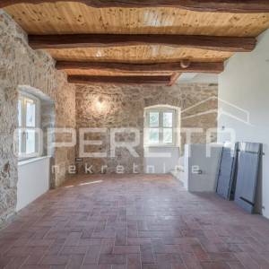 Prodaja, Kuća, Vižinada, Vižinada, Kuća u nizu, 300m2