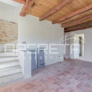Prodaja, Kuća, Vižinada, Vižinada, Kuća u nizu, 300m2