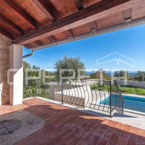 Prodaja, Kuća, Vižinada, Vižinada, Kuća u nizu, 300m2