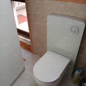 Prodaja kuće na odličnoj lokaciji u neposrednoj blizini Pulske arene, centar!