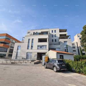 Prodaja poslovnog prostora u stambeno-poslovnom objektu, blizina centra, Pula! L1