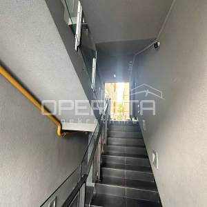 Prodaja, Stan, Centar, Centar, 4s, 161m2