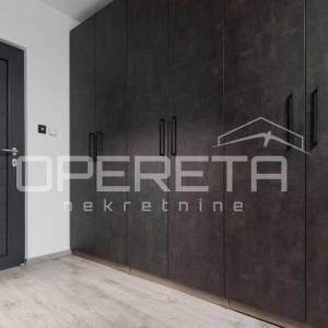 Prodaja, Stan, Centar, Dolac , 3s, 80m2