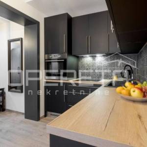 Prodaja, Stan, Centar, Dolac , 3s, 80m2