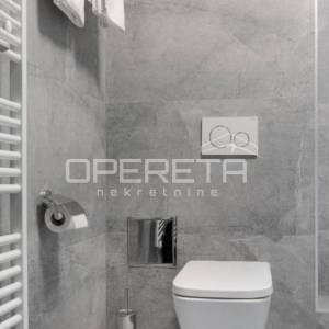 Prodaja, Stan, Centar, Dolac , 3s, 80m2