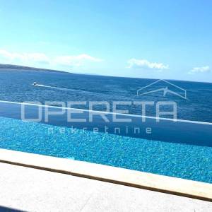 Prodaja, Stan, Povljana, Povljana, 2s, 185m2