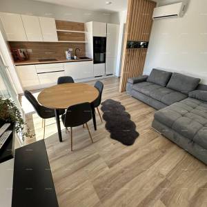 REZERVIRANO. Stan u novogradnji s pogledom na more, Medulin!