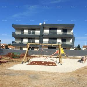 REZERVIRANO. Stan u novogradnji s pogledom na more, Medulin!