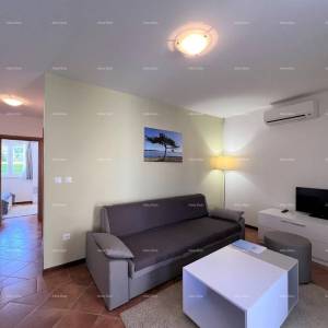 Prodaja stana u prizemlju Medulin. Pošesi 500 m od hotela Belvedere.