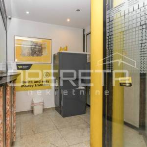 Prodaja, Ulični lokal, Centar, Trg Ante Starčevića , 26m2
