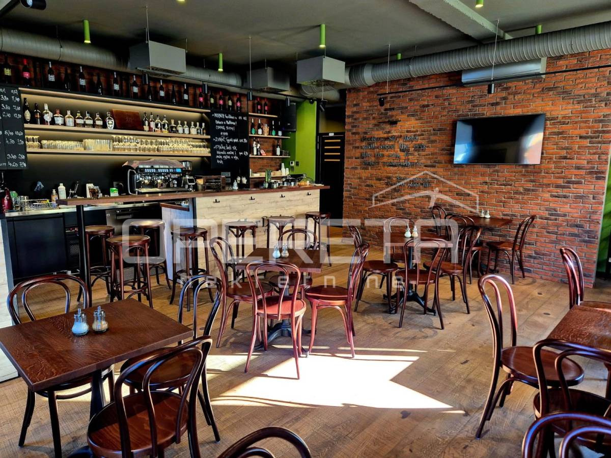 Prodaja, Ulični lokal, Samobor-Centar, Božidara Adžije, 71m2