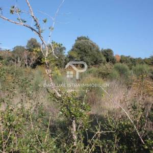 Prodaje se građevinsko zemljište Bale s pogledom na more 1400m2