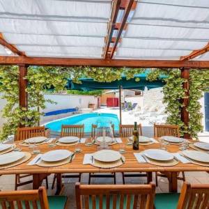 Prodaje se renovirana istarska kuća s bazenom – Kanfanar, 208 m², dva objekta