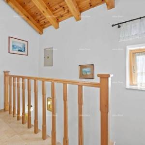 Prodaje se renovirana istarska kuća s bazenom – Kanfanar, 208 m², dva objekta