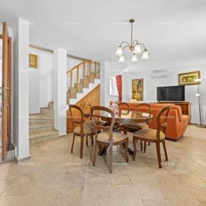 Prodaje se renovirana istarska kuća s bazenom – Kanfanar, 208 m², dva objekta