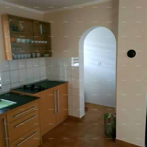 Prodaje se samostojeća kuća, Marčana