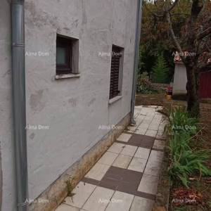 Prodaje se samostojeća kuća – Poreč