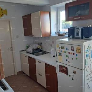 Prodaje se stan 76.5 m² – Pula, Šijana. Blizina autobusnog kolodvora i osnovne škole.