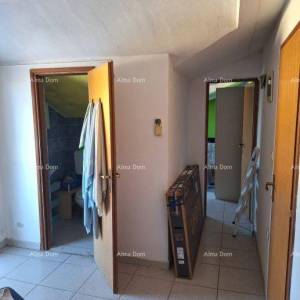 Prodaje se stan površine 104 m² u Rovinju